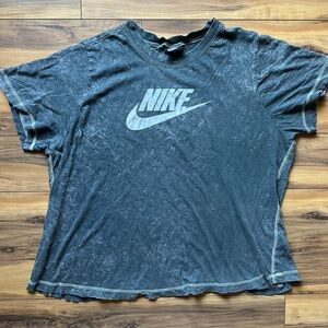 Nike Women's Washed Black Tee